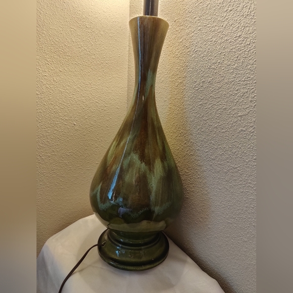 MCM Ceramic Lamp - Picture 4 of 16